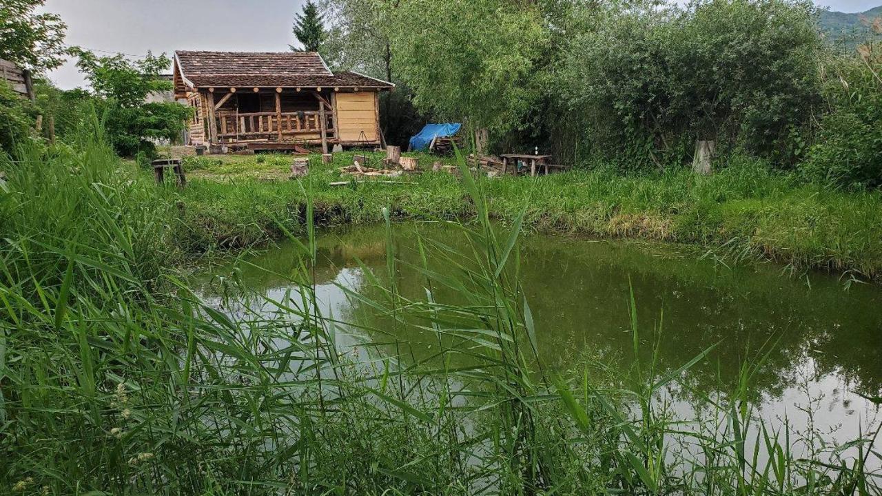 Casa Rustic Feher & Fekete Vendeghazak Sovata Exterior foto