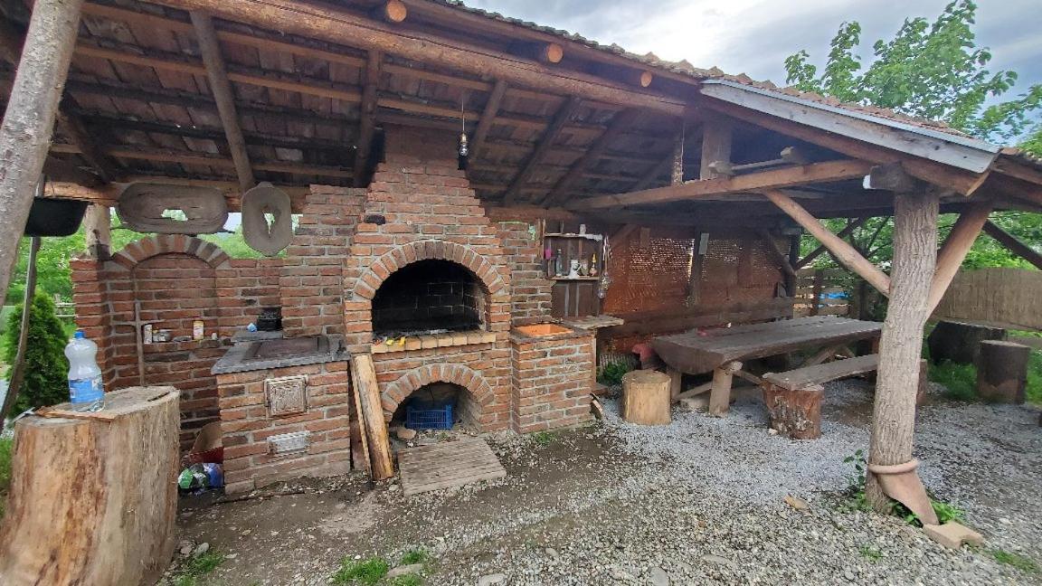 Casa Rustic Feher & Fekete Vendeghazak Sovata Exterior foto