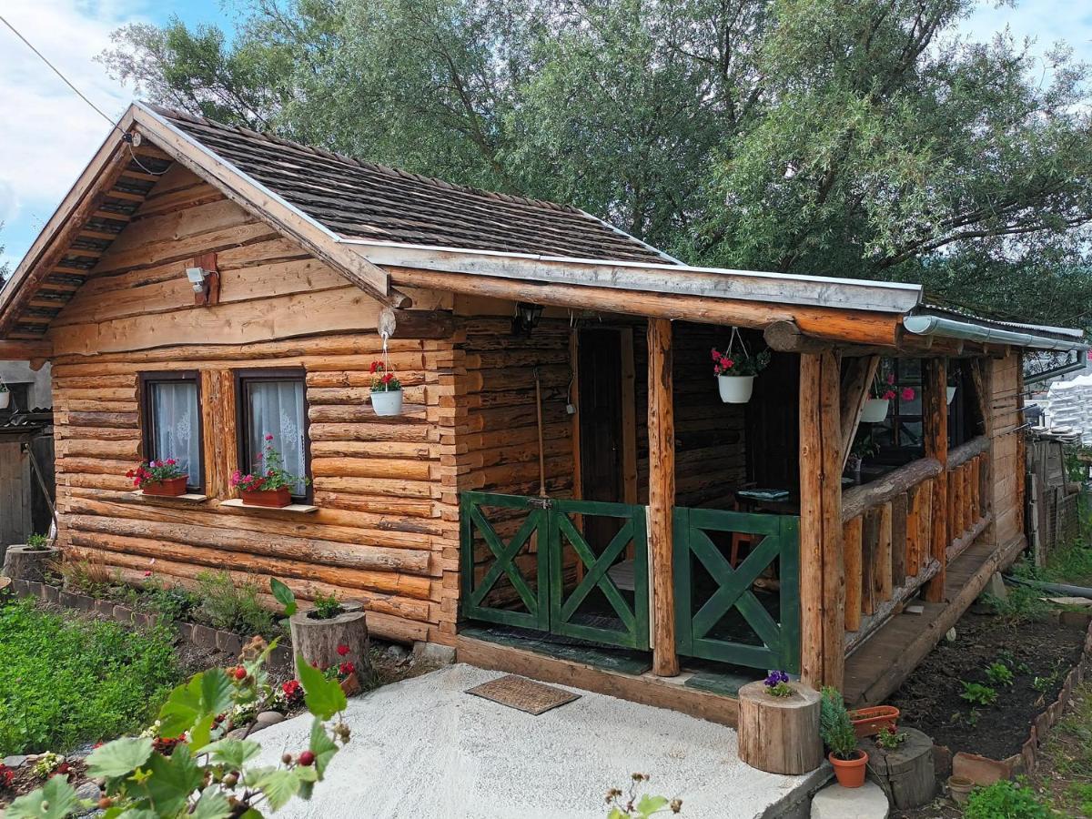 Casa Rustic Feher & Fekete Vendeghazak Sovata Exterior foto
