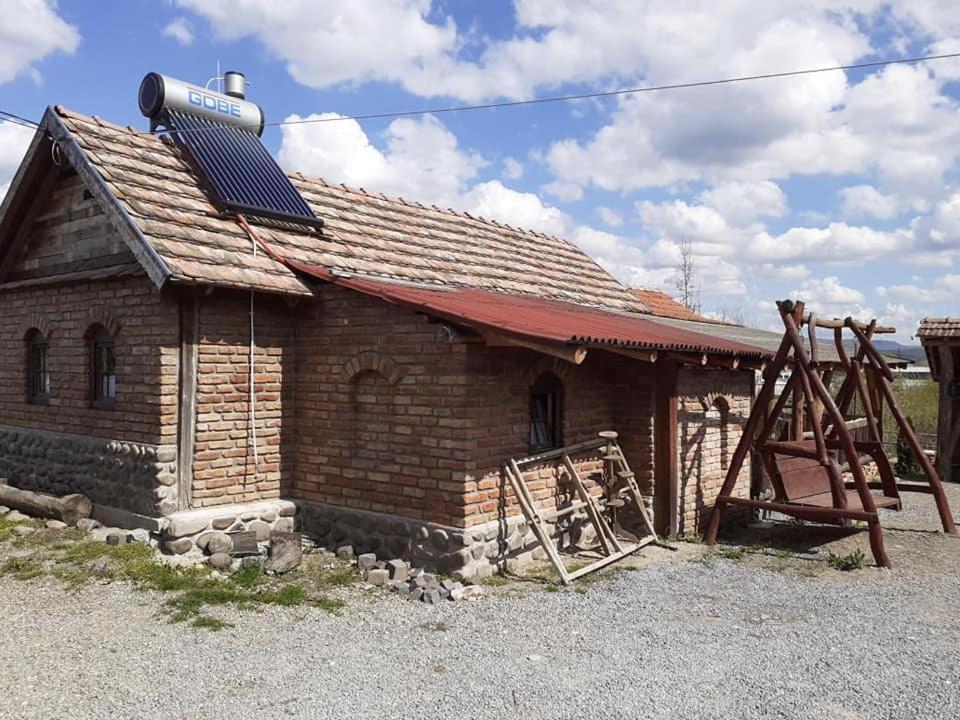 Casa Rustic Feher & Fekete Vendeghazak Sovata Exterior foto